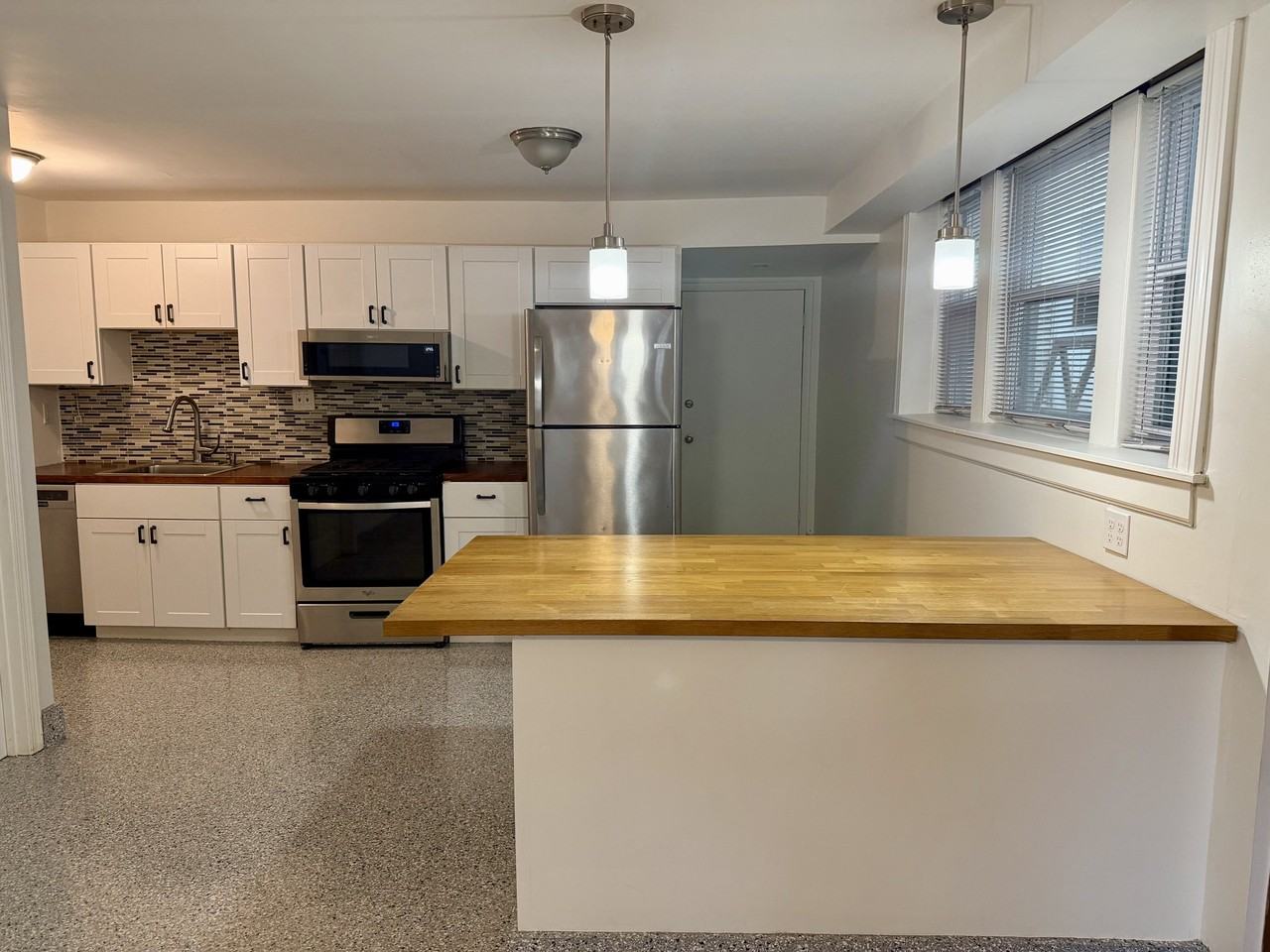 5010 W Grace St #BSB - Photo 3 of 9