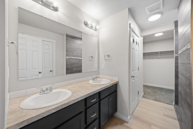 15335 Stovall Ave - Photo 5 of 19