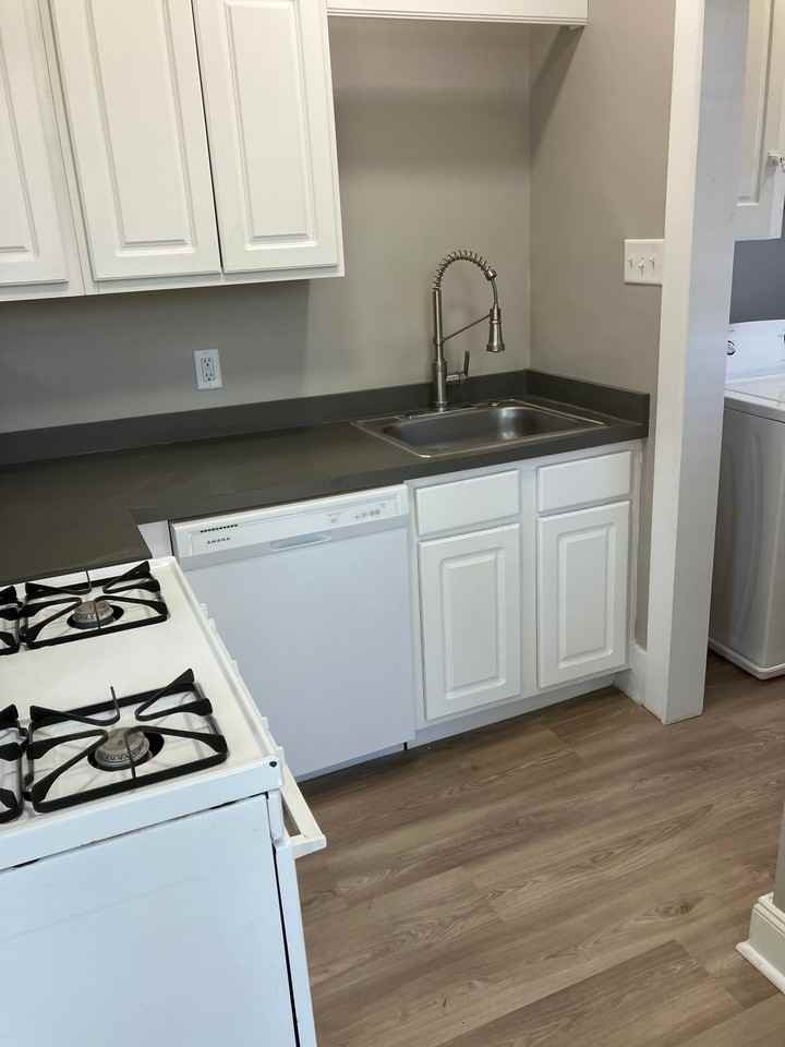 218 Briggs St #2 - Photo 5 of 16