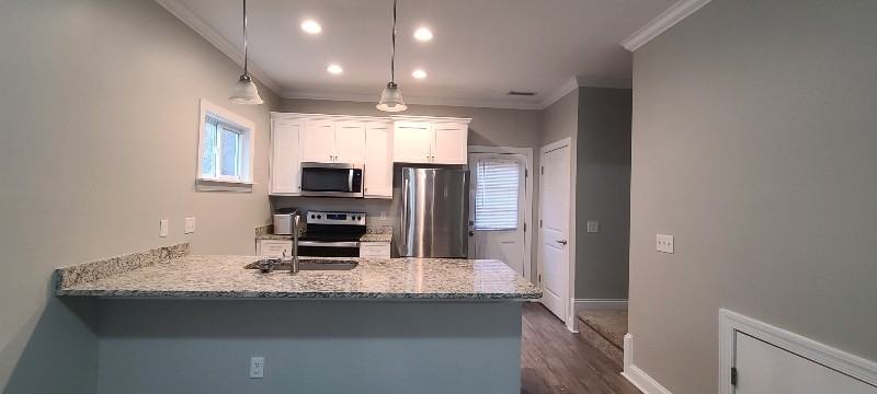 1776 17th Ave Ne - Photo 7 of 22
