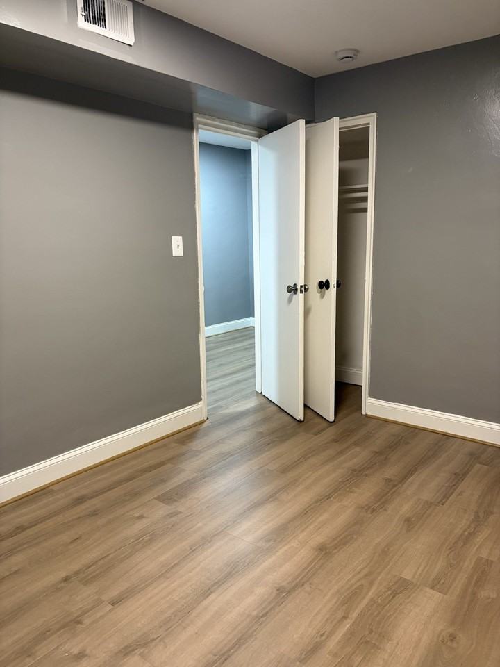 1644 Montello Ave Ne #B - Photo 2 of 7