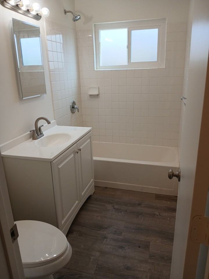 917 E Madison Ave - Photo 6 of 8