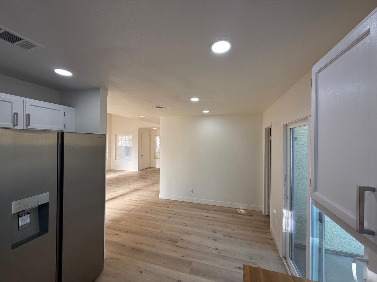 3305 Paragon Dr - Photo 3 of 16