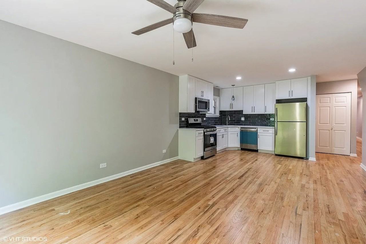 3341 W Fulton Blvd #1 - Photo 3 of 14