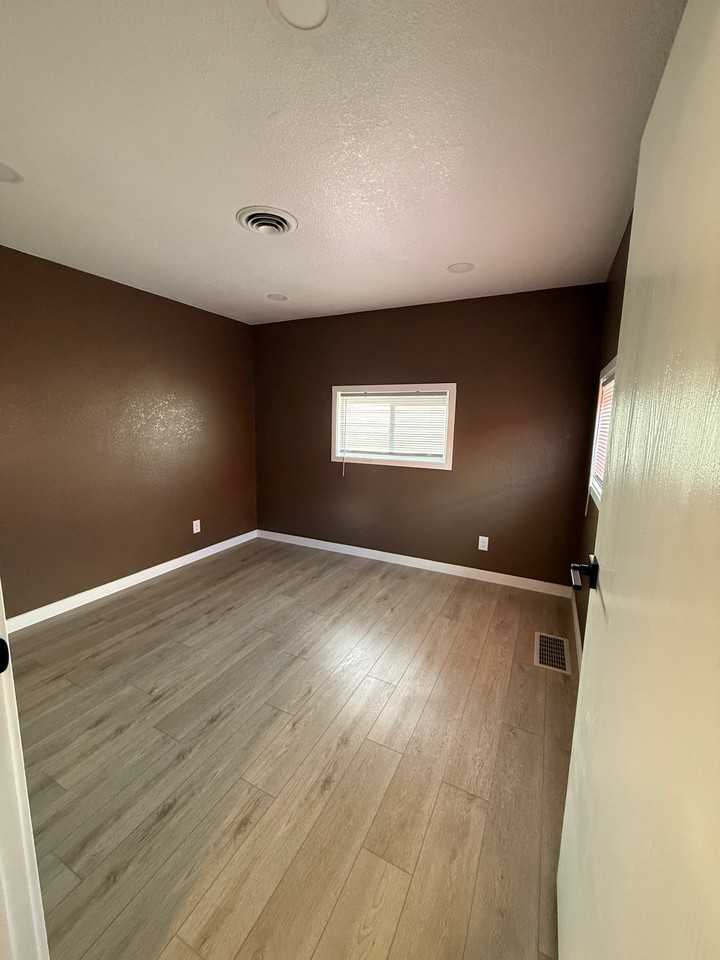 1900 Main St #54 - Photo 3 of 20