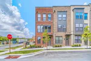 featured image of 2024 Bolton St
