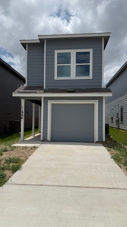 11906 Spiderwort Ridge - Photo 3 of 31