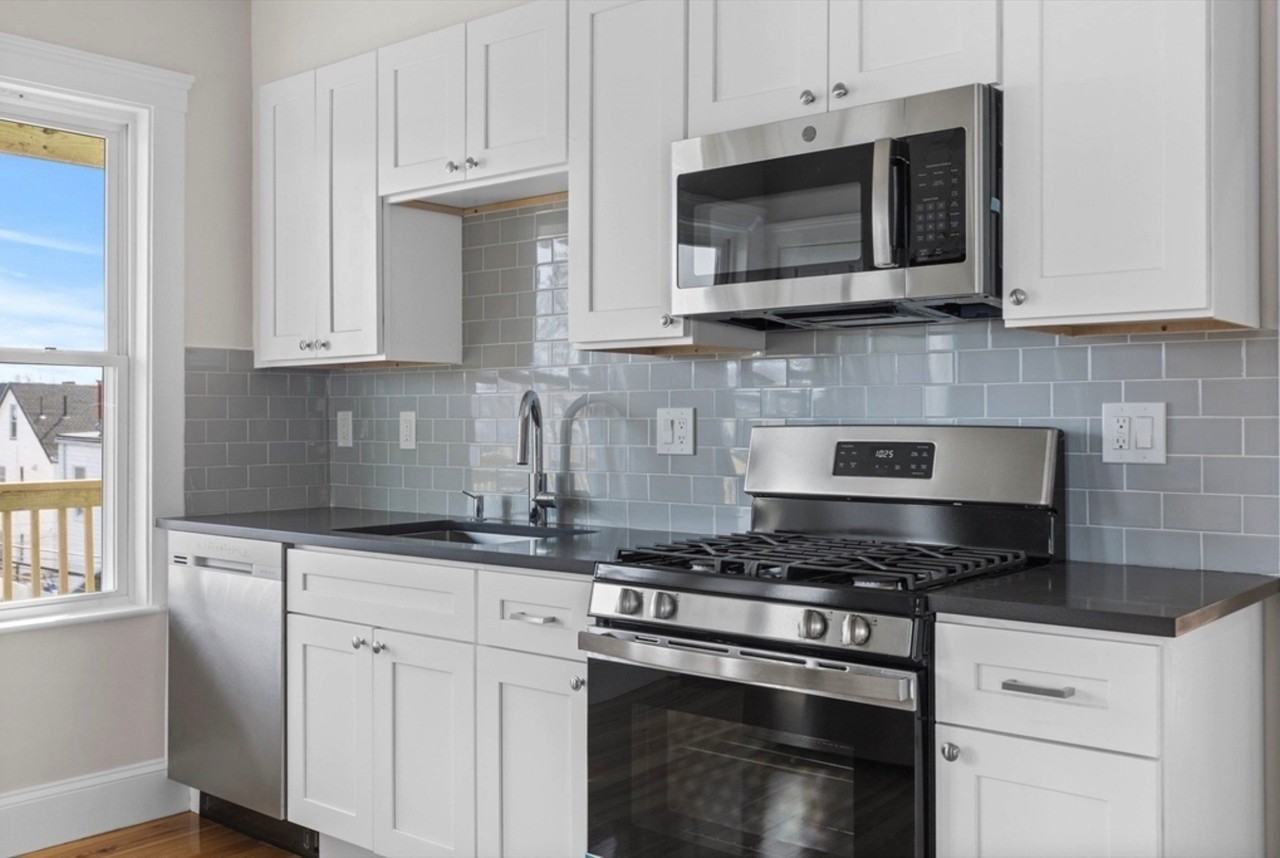 7 Speedwell St #3 - Photo 3 of 20