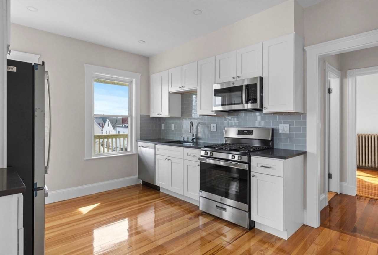 7 Speedwell St #3 - Photo 4 of 20