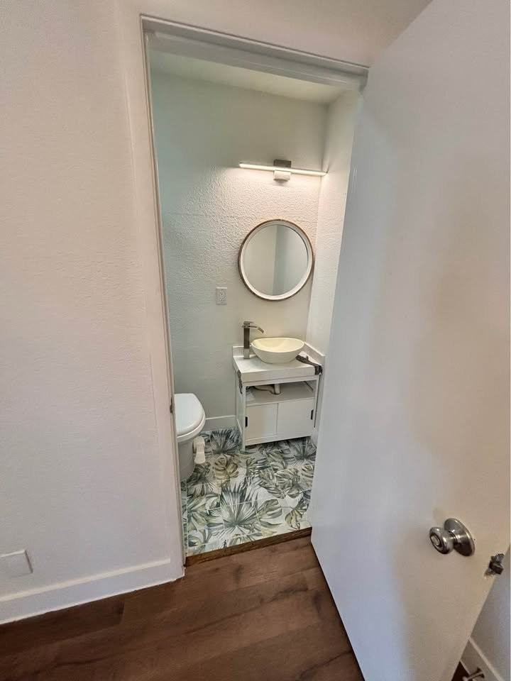 4408 Pineaire St - Photo 2 of 3
