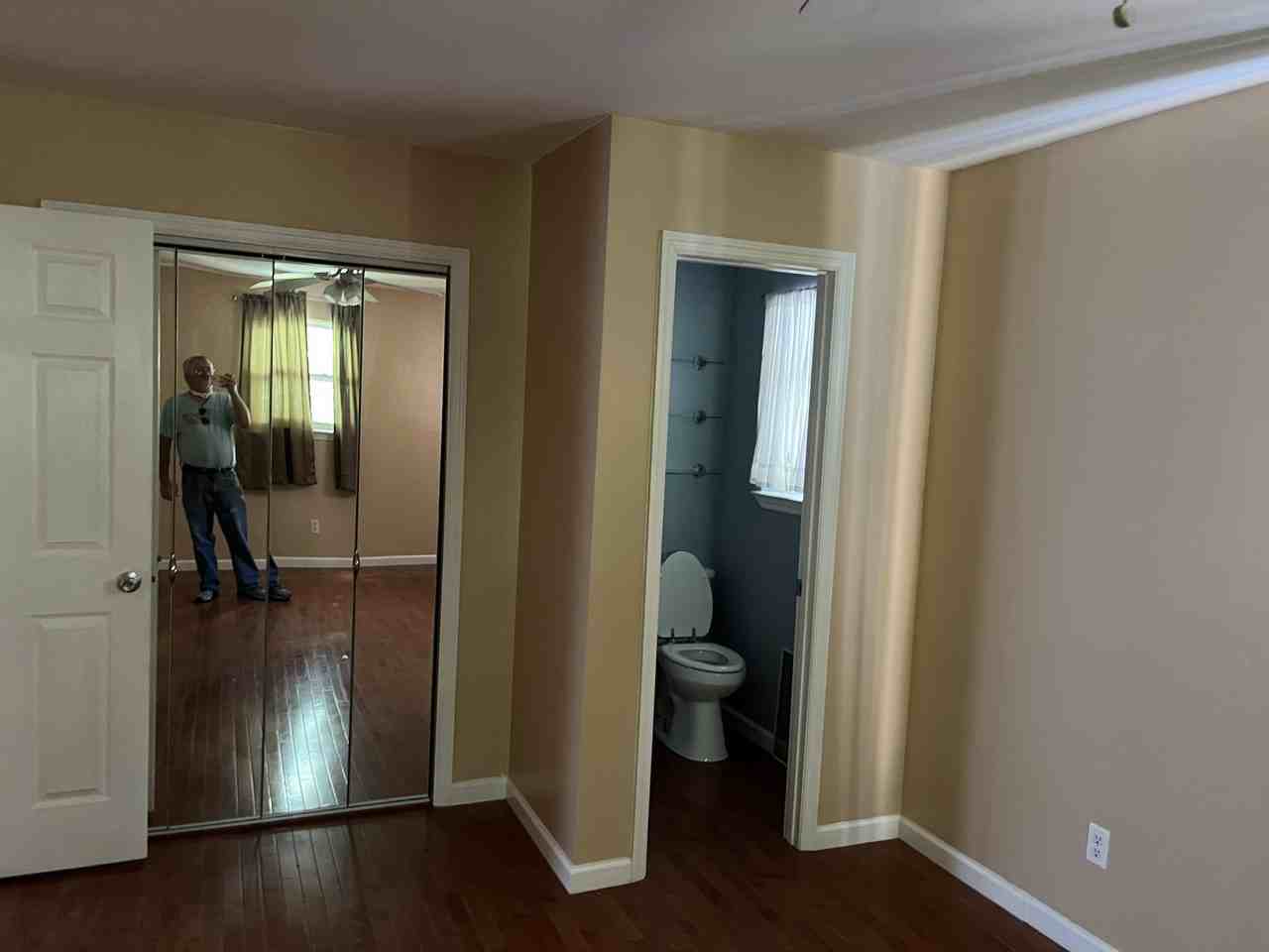 8941 N Hickory Valley Rd - Photo 7 of 11