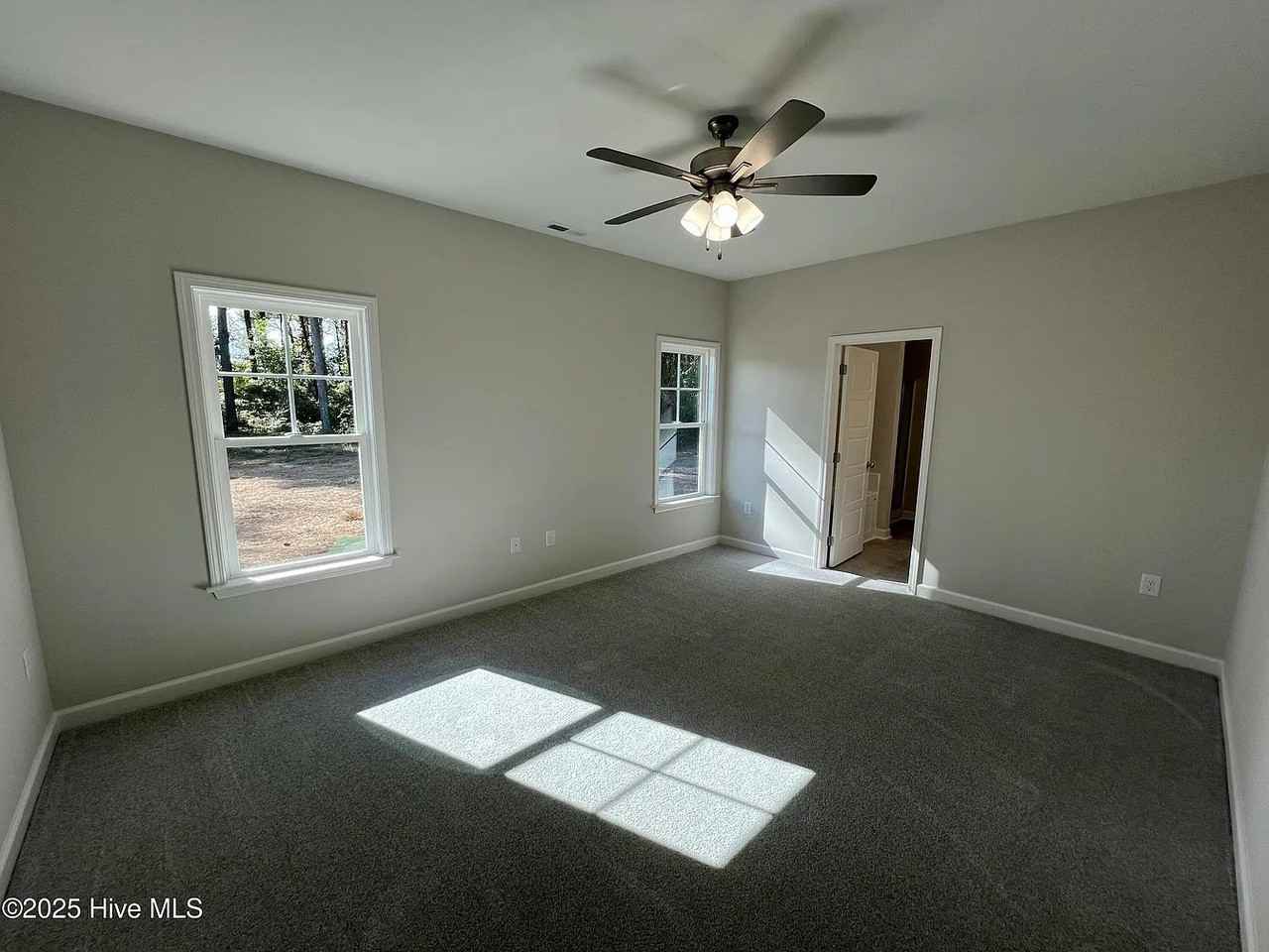403 Creeks Edge Dr - Photo 6 of 14
