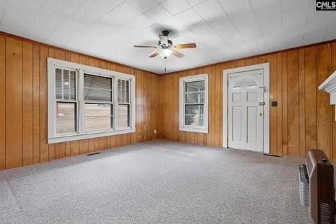 118 Glenn St - Photo 3 of 8