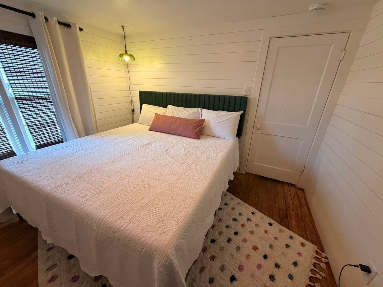 811 Ivy Ave - Photo 6 of 9