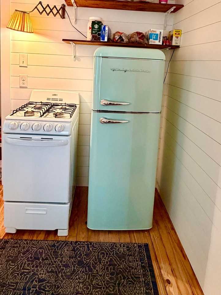 811 Ivy Ave - Photo 7 of 9