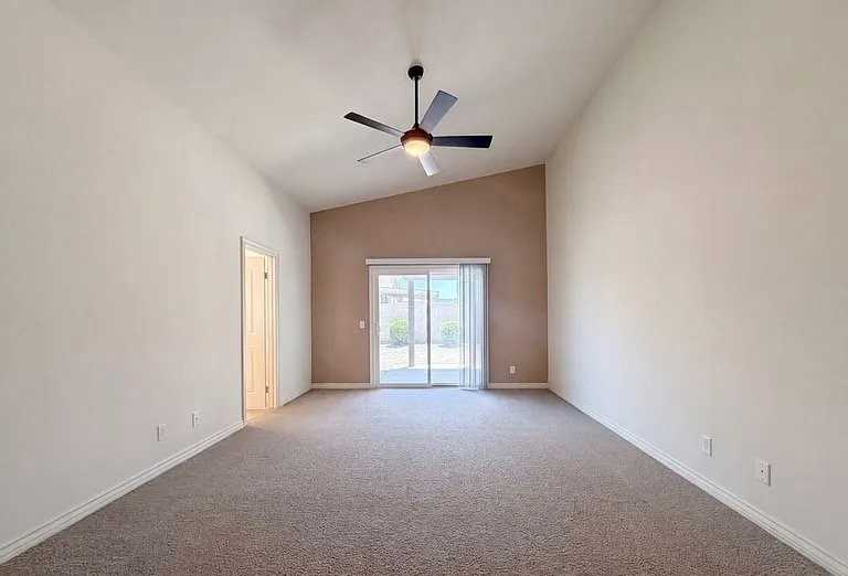 4202 Coolidge Ave - Photo 6 of 8
