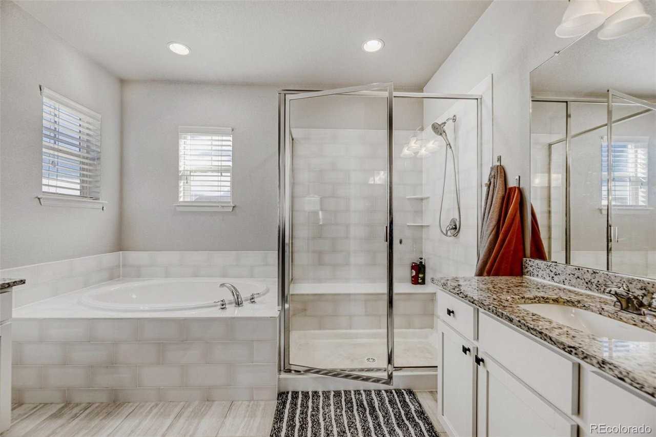 11885 Dodworth St - Photo 6 of 12