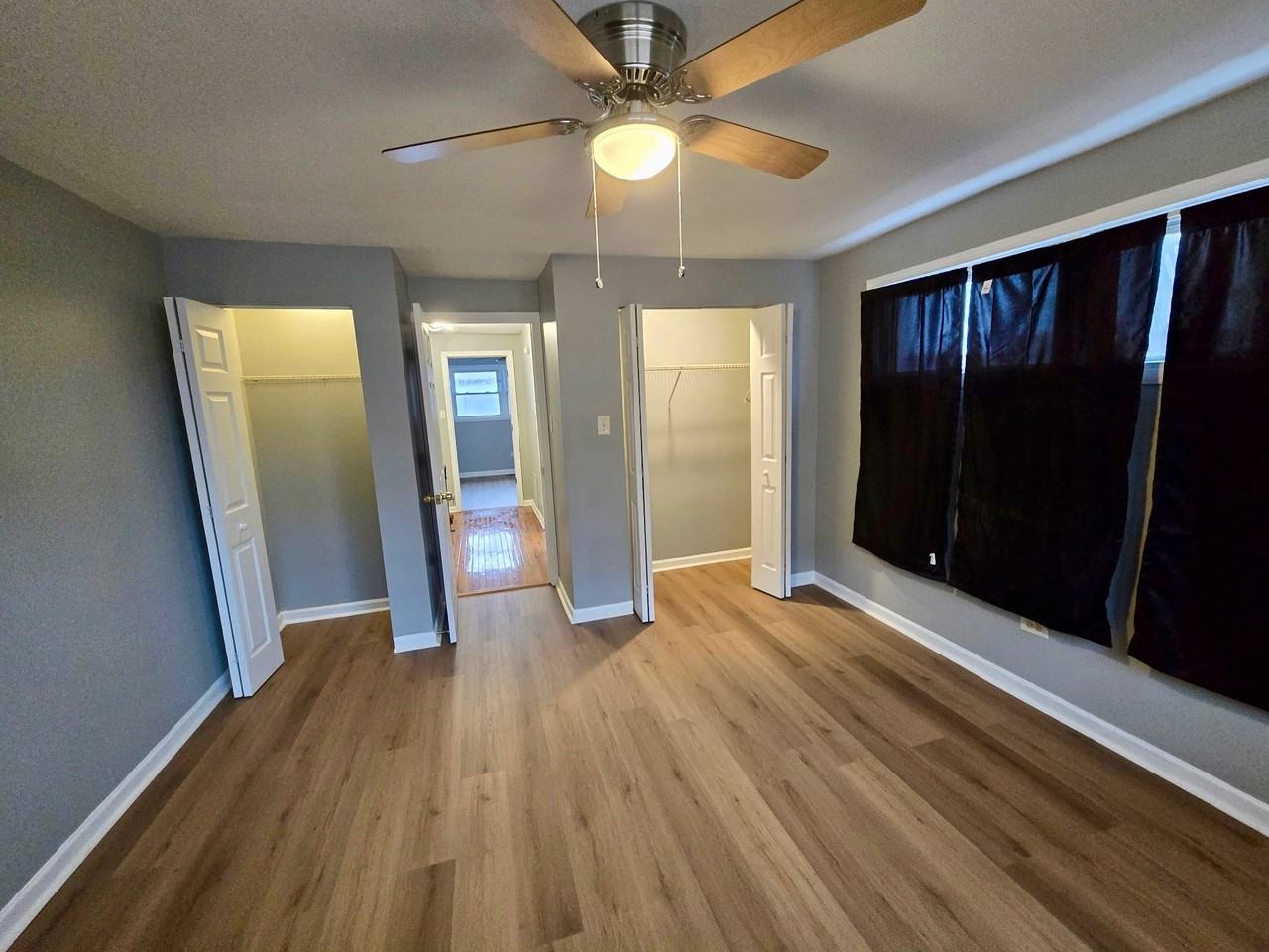 7011 S East End Ave #A - Photo 2 of 5