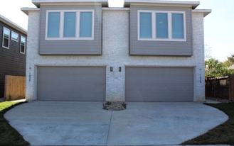 1630 E Davis Ave - Photo 1 of 1