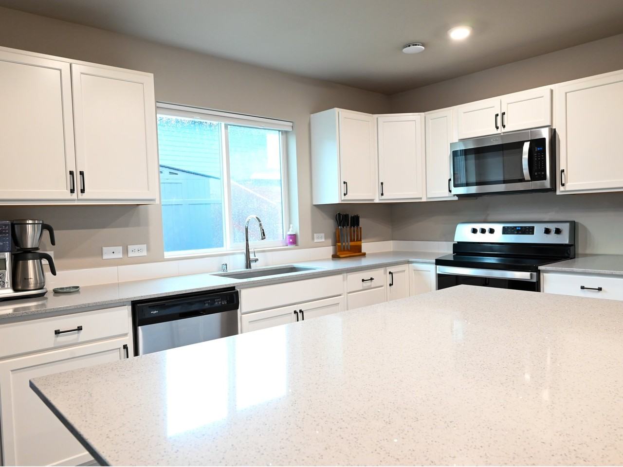 15117 Prescott Loop Se - Photo 3 of 15