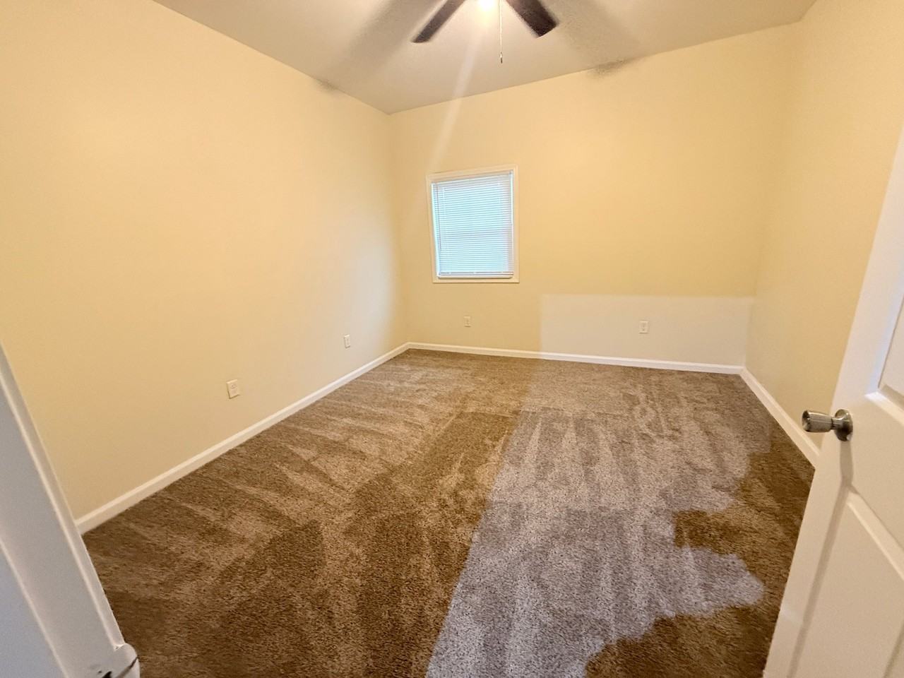 1029 Thomas V Bryant Dr - Photo 6 of 17