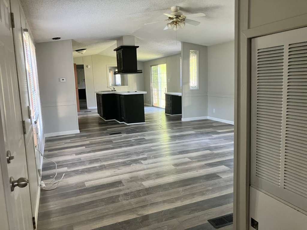 38 Deerwood Park - Photo 4 of 13