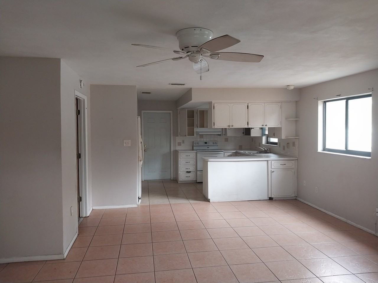 5825 Illinois Ave #5828 - Photo 2 of 4