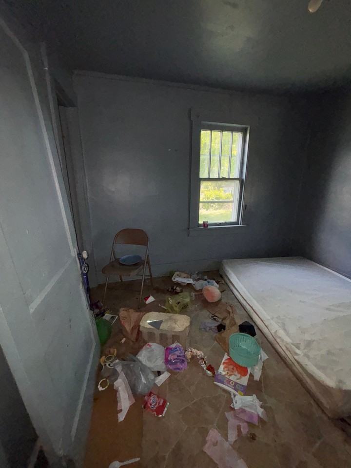 1505 E Walnut St - Photo 6 of 10