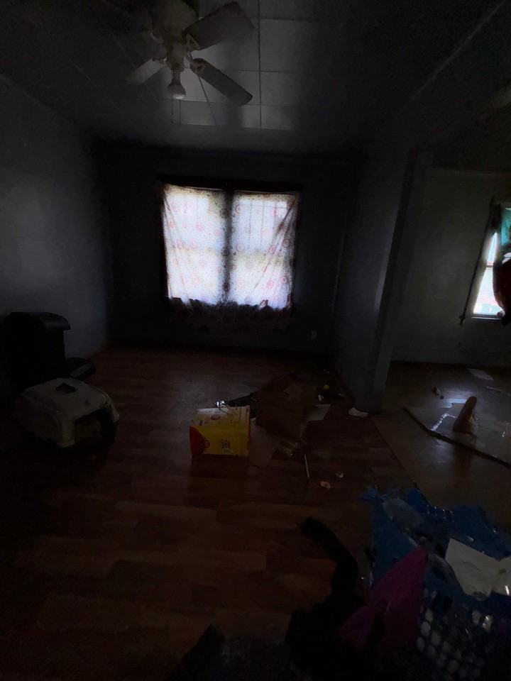 1505 E Walnut St - Photo 7 of 10
