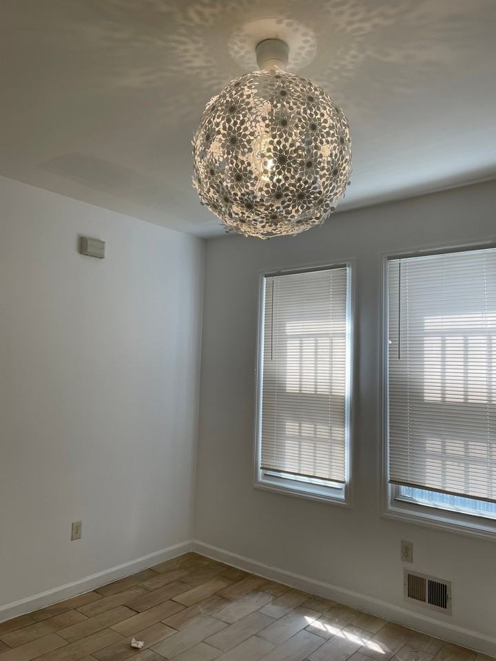 218 Columbia Ave #1R - Photo 2 of 20