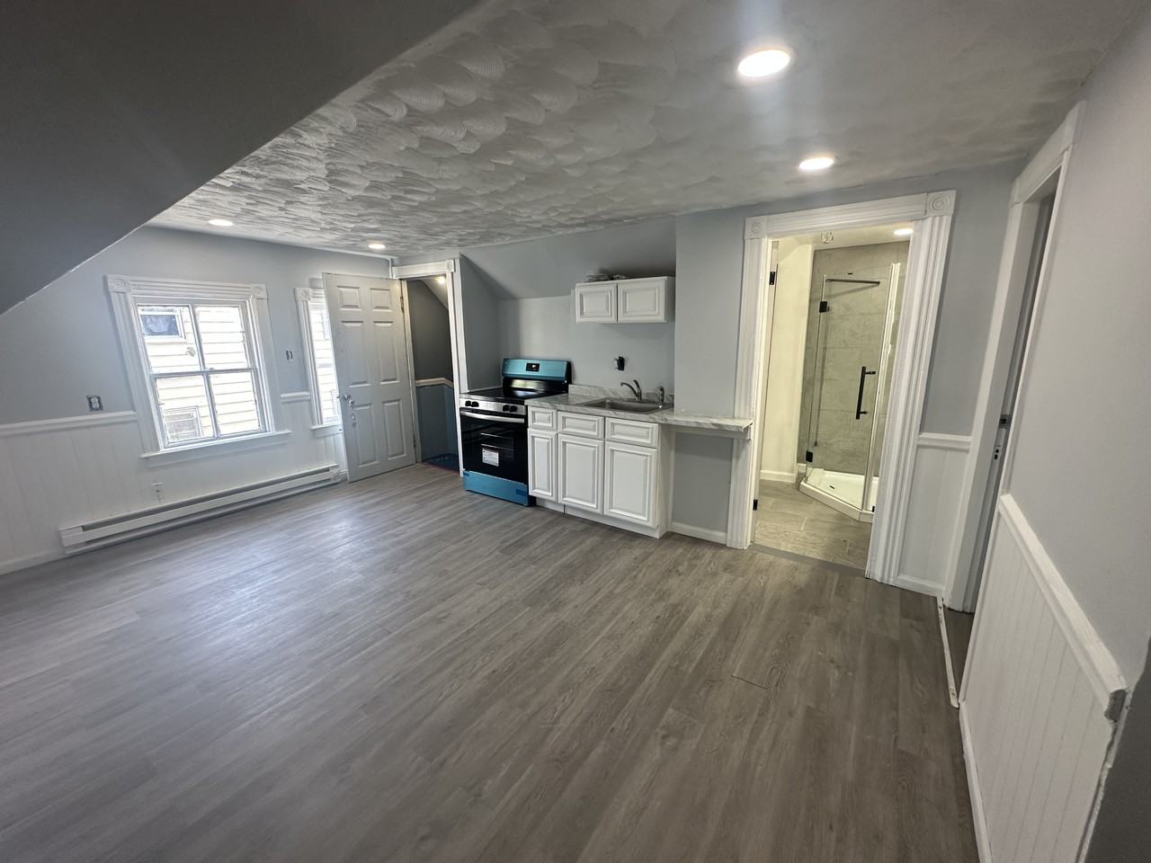 34 Fletcher St #4 - Photo 3 of 12
