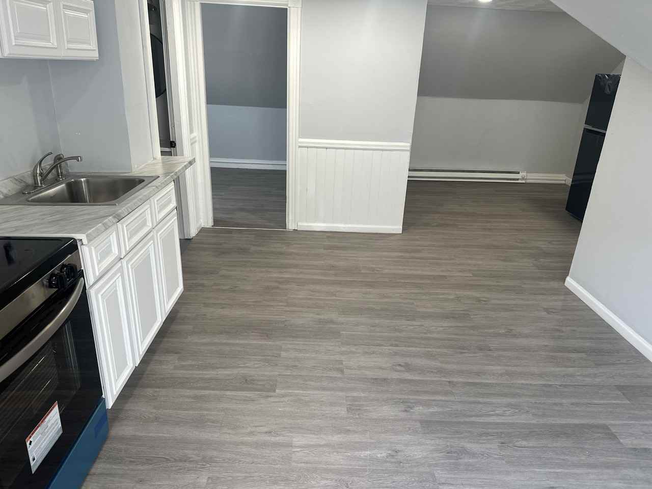 34 Fletcher St #4 - Photo 6 of 12