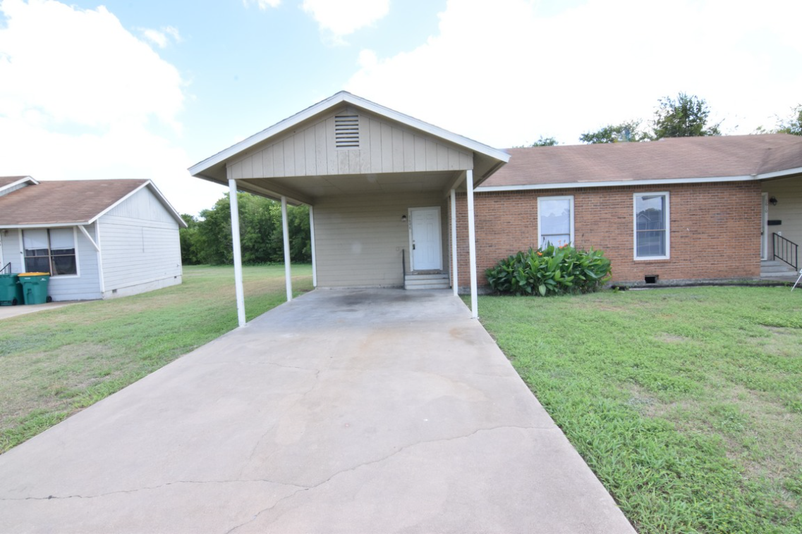 1608 Kelly Dr #NA - Photo 3 of 22