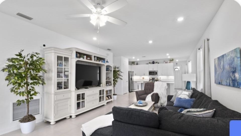 1483 Great Belt Cir #NA - Photo 4 of 12