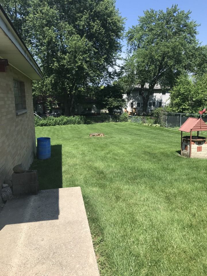 724 Pleasant St #NA - Photo 5 of 20