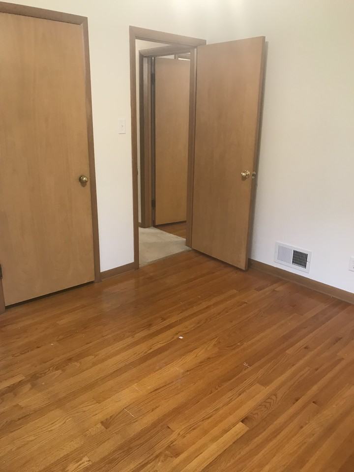 724 Pleasant St #NA - Photo 7 of 20