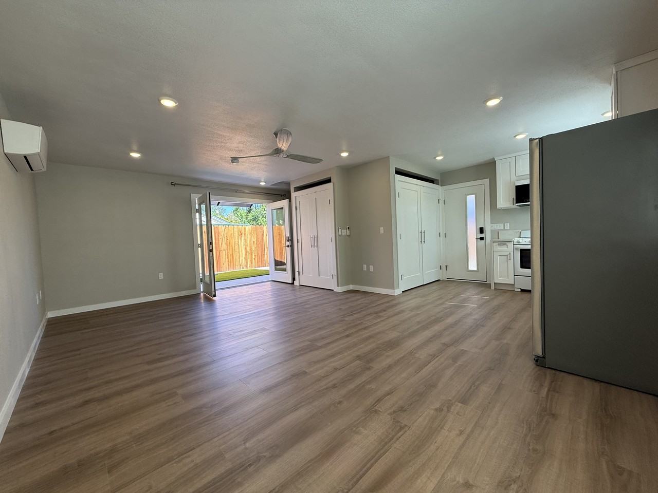 350 Cole B Avenue #NA - Photo 4 of 5