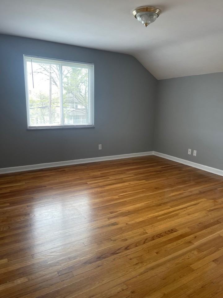 966 Sheridan Ave #966 - Photo 7 of 7