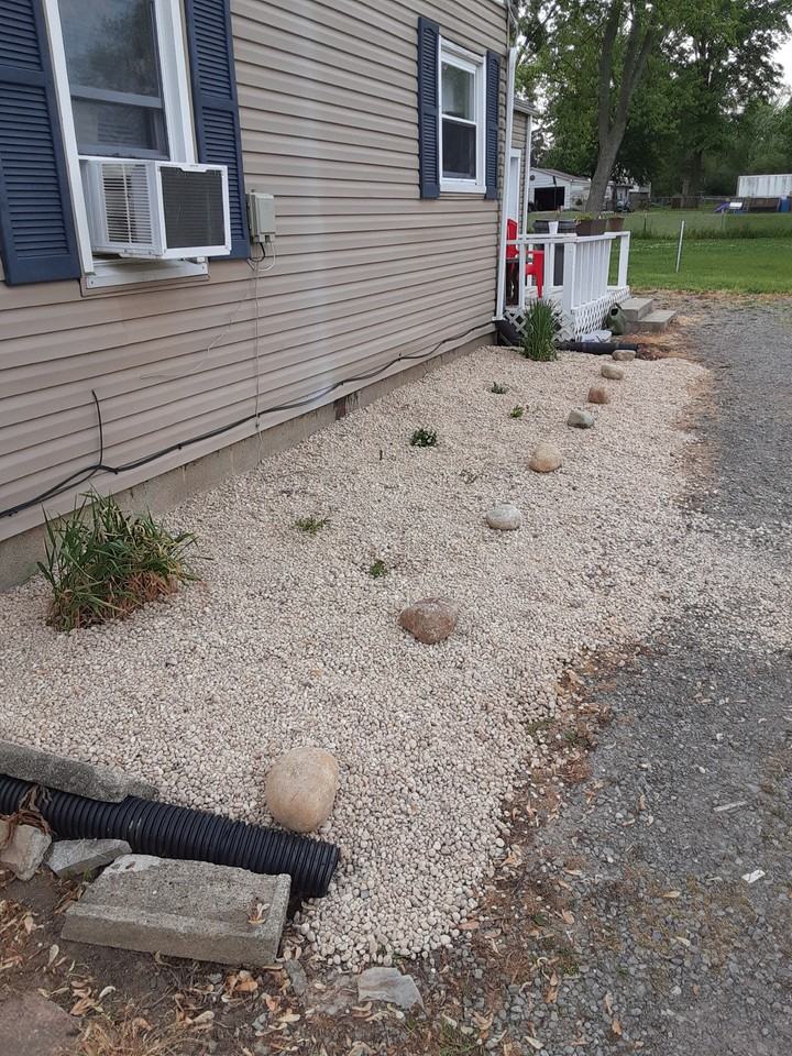 360 Jacobs Ave #NA - Photo 2 of 19