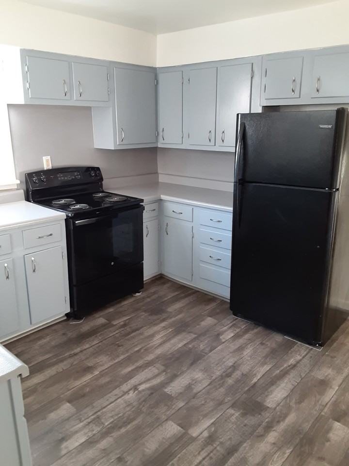 360 Jacobs Ave #NA - Photo 5 of 19