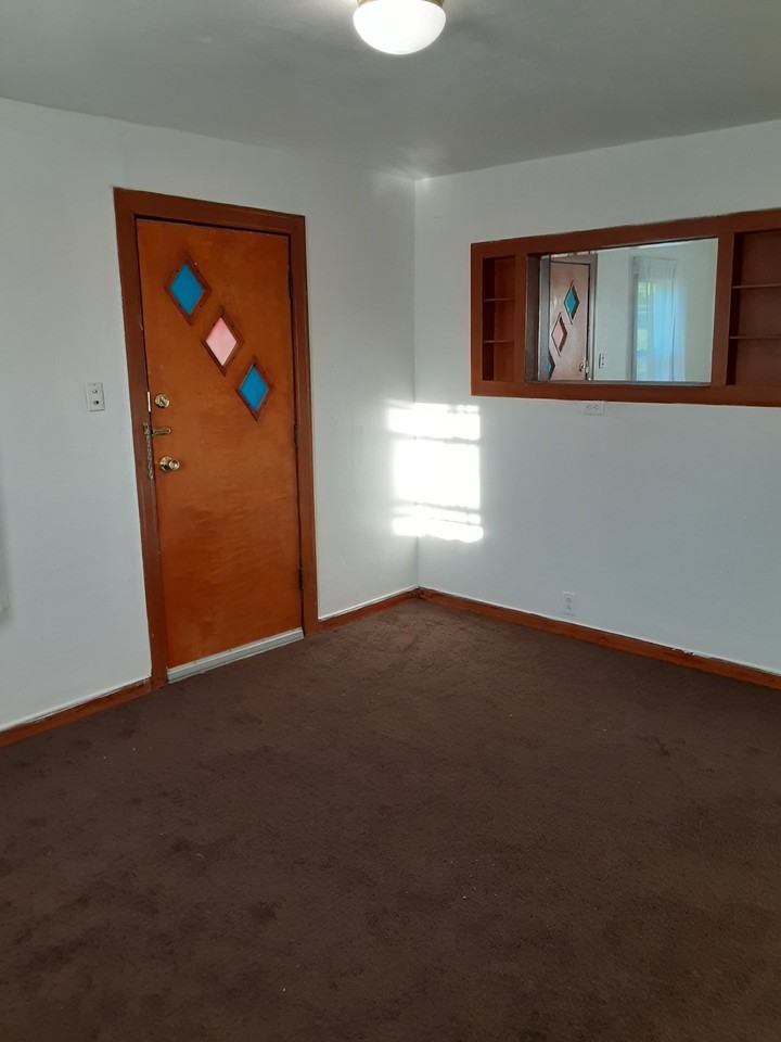 360 Jacobs Ave #NA - Photo 7 of 19