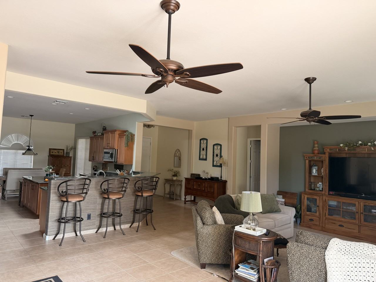3925 N Monument Dr #NA - Photo 2 of 39