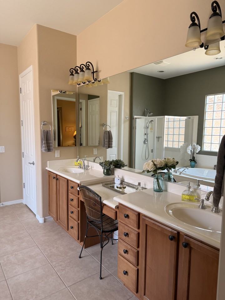 3925 N Monument Dr #NA - Photo 3 of 39
