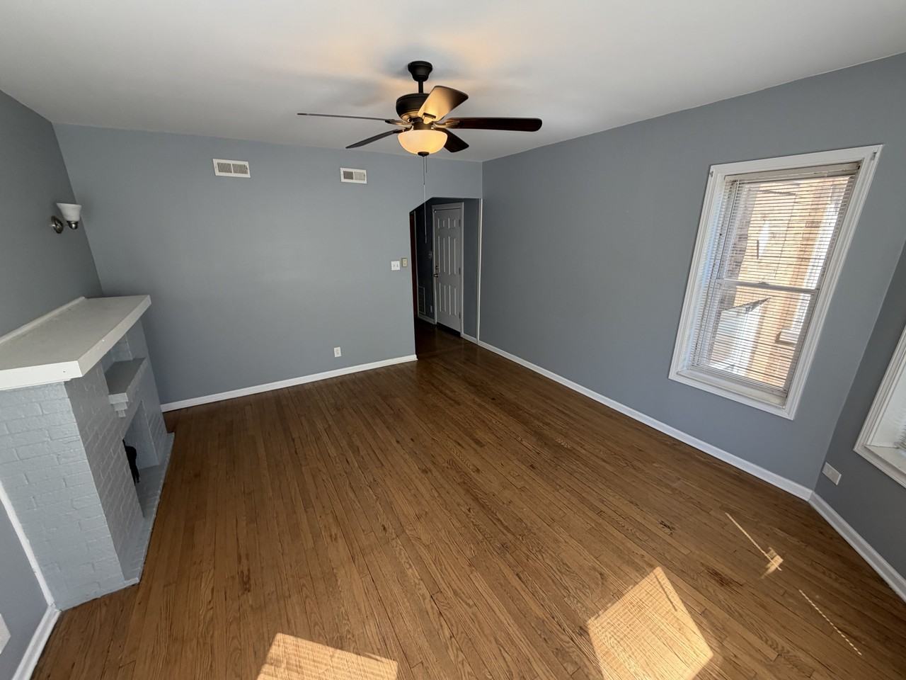 6920 S Vernon Ave #3-22 - Photo 5 of 11