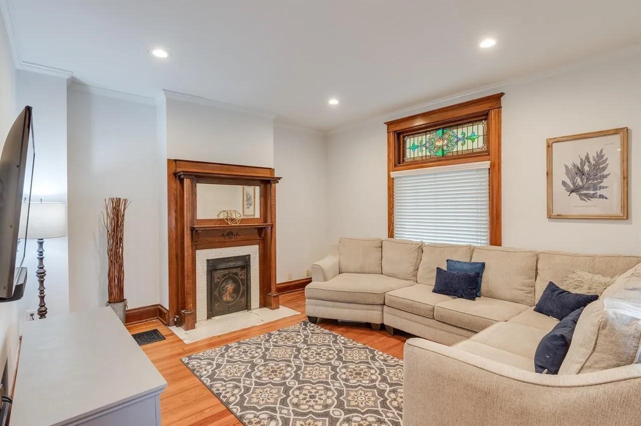 3623 Michigan Ave #NA - Photo 3 of 28