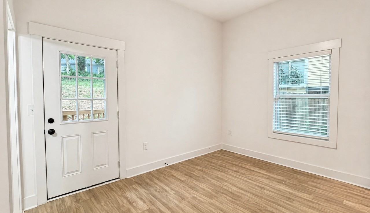 1226 Byewood Ln Sw - Photo 3 of 7