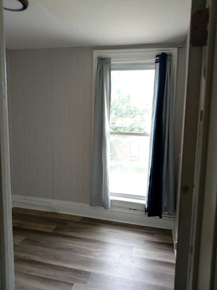 262 3rd Ave #2ndFL - Photo 4 of 5