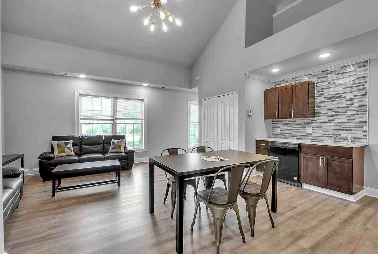 212 Dellwood Rd. Amherst, NY 14226 - Photo 6 of 47