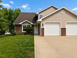 featured image of 3306 Dove Dr