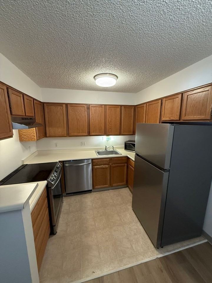 211 Wright St #5-102 - Photo 4 of 22